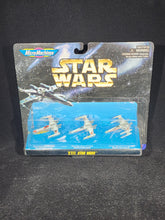 Load image into Gallery viewer, Micro Machines Star Wars XIII Squadron X-Wing Starfighter Ships (1996 Galoob)
