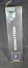 Load image into Gallery viewer, NECA Deluxe Halloween 2 Retro Clothing Michael Myers Action Figure
